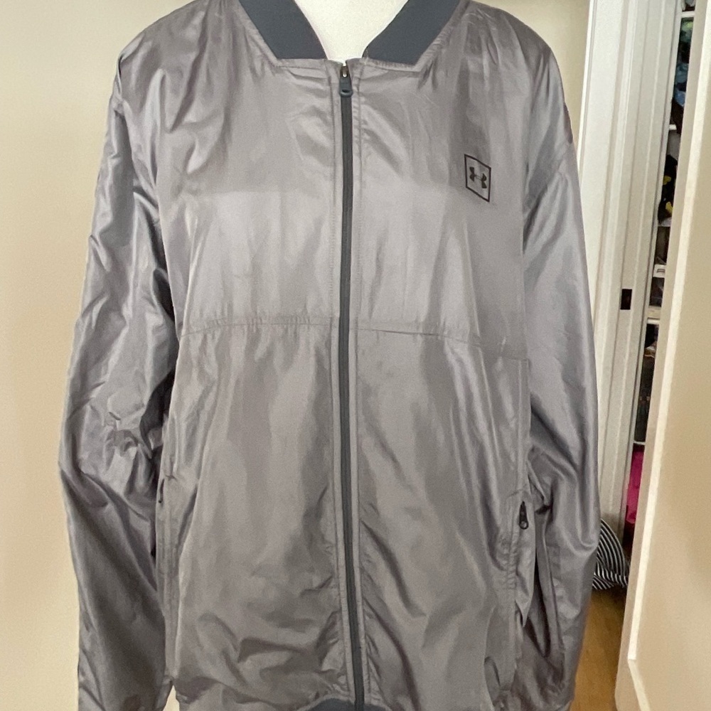 Under Armour Men's Lightweight Gray Windbreaker Jacket | XL